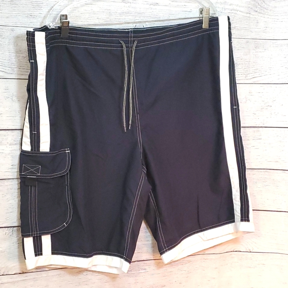 Point Zero board shorts with drawstring